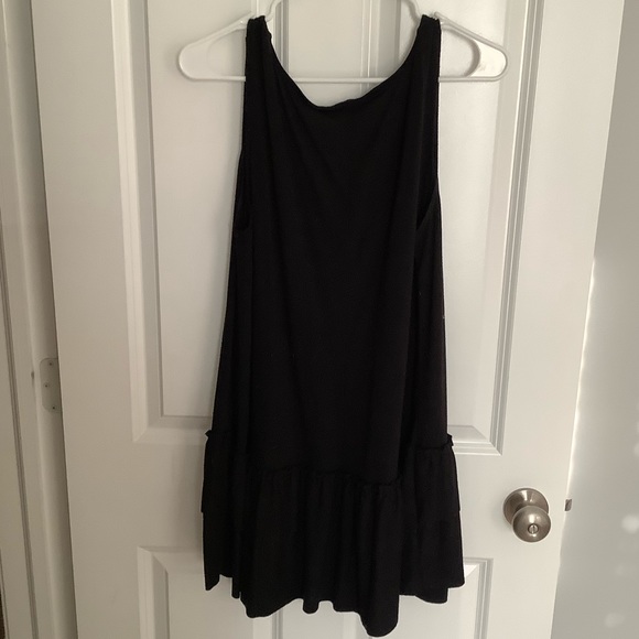 2X Zenana Ruffle Tank - Picture 4 of 5